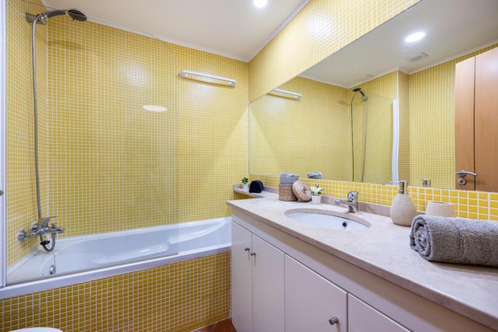 Oceanterracepool, Beach 2M Walk อาร์มาซอง เด เปรา ภายนอก รูปภาพ